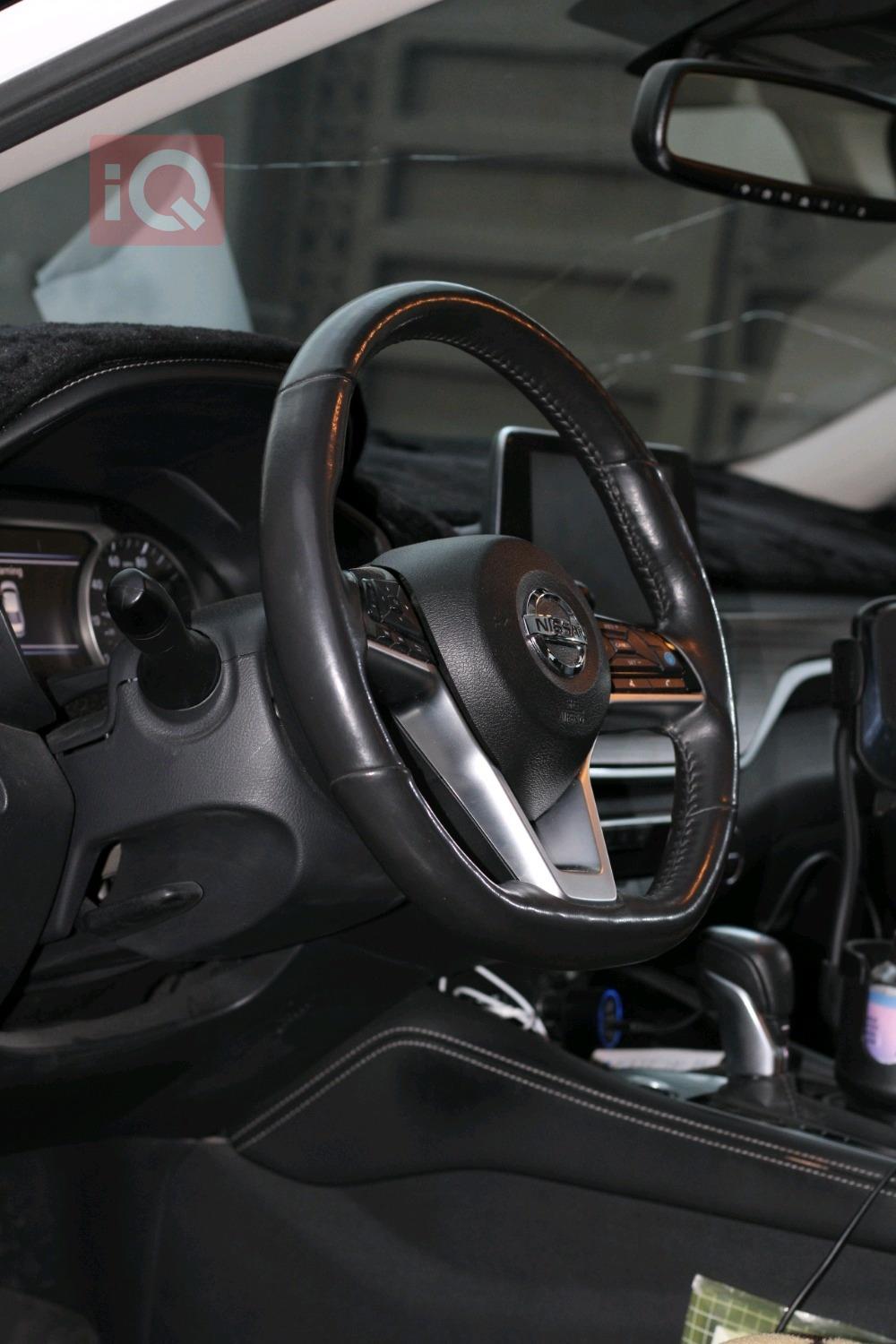 نيسان ألتيما